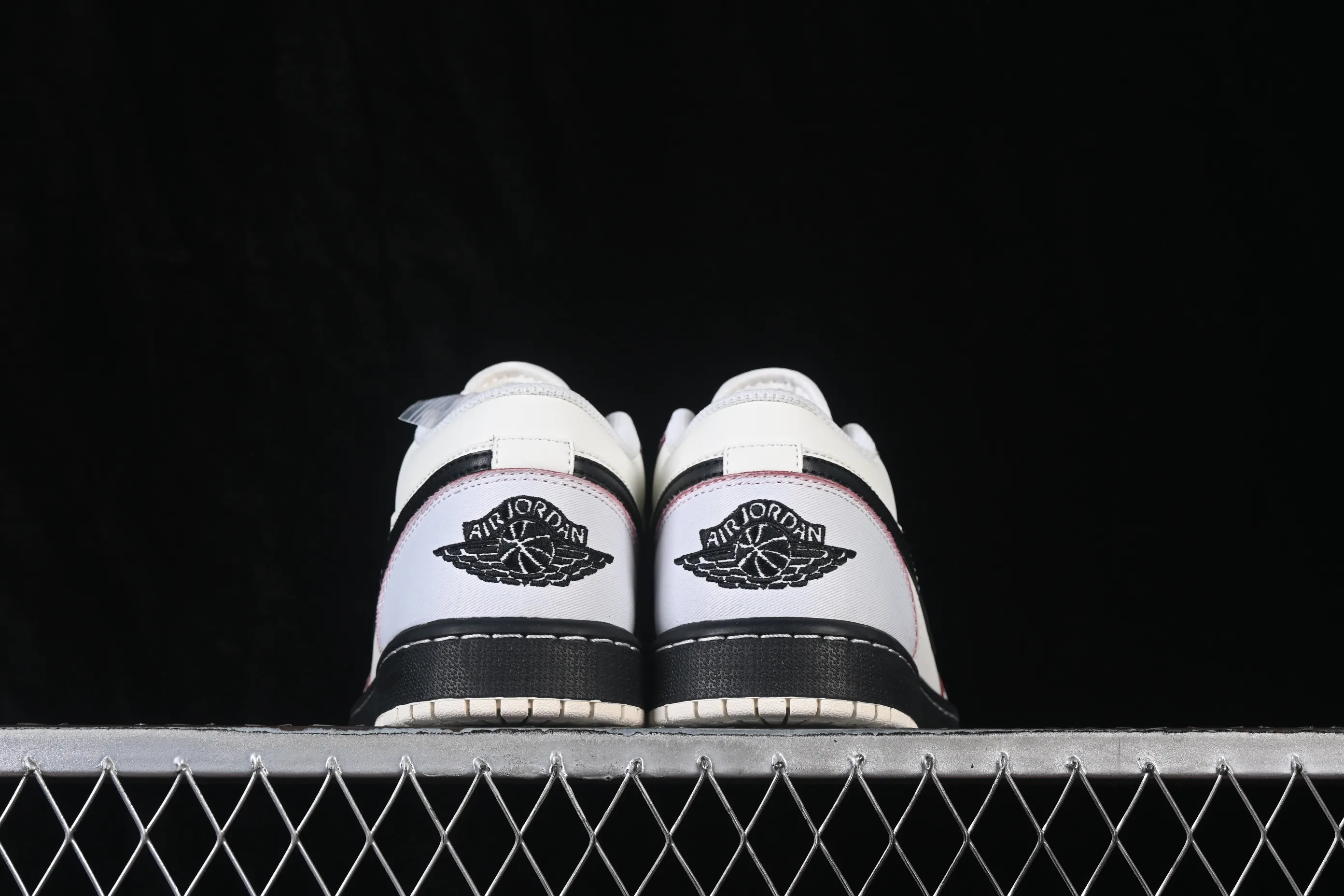 All categories Air Jordan Jordan series basketball shoes Air Jordan 1 Low Air Jordan 1 Low AJ1 Joe 1 low-top retro culture basketball shoes IV5325-133